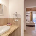 Prima Dell'elba B&B